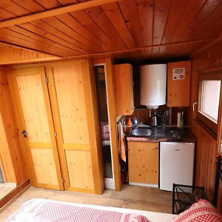 Bungalov U Draka Vresina Apartment